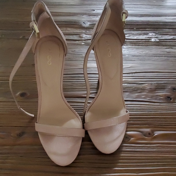 Aldo Shoes - Aldo nude heel